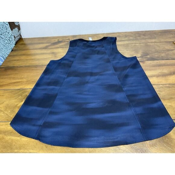 Athleta Top Womens S Blue Black Blurred Camo Zephyr Tank Sleeveless Curved Hem - Picture 8 of 8